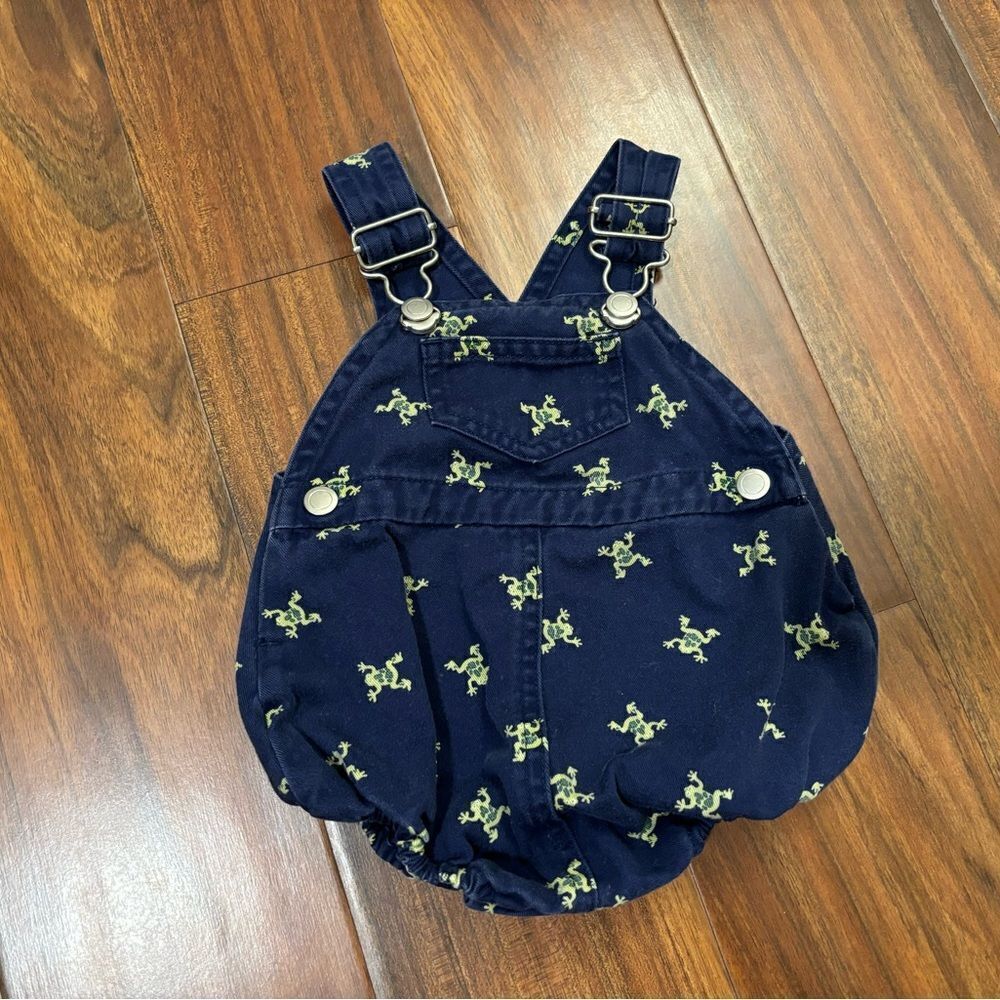 First Impressions navyโfrogโoverallโromper/onesie